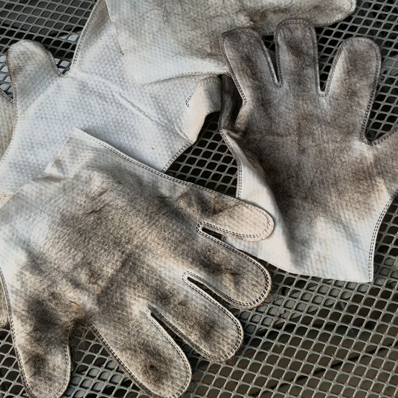 dirty glove wipes